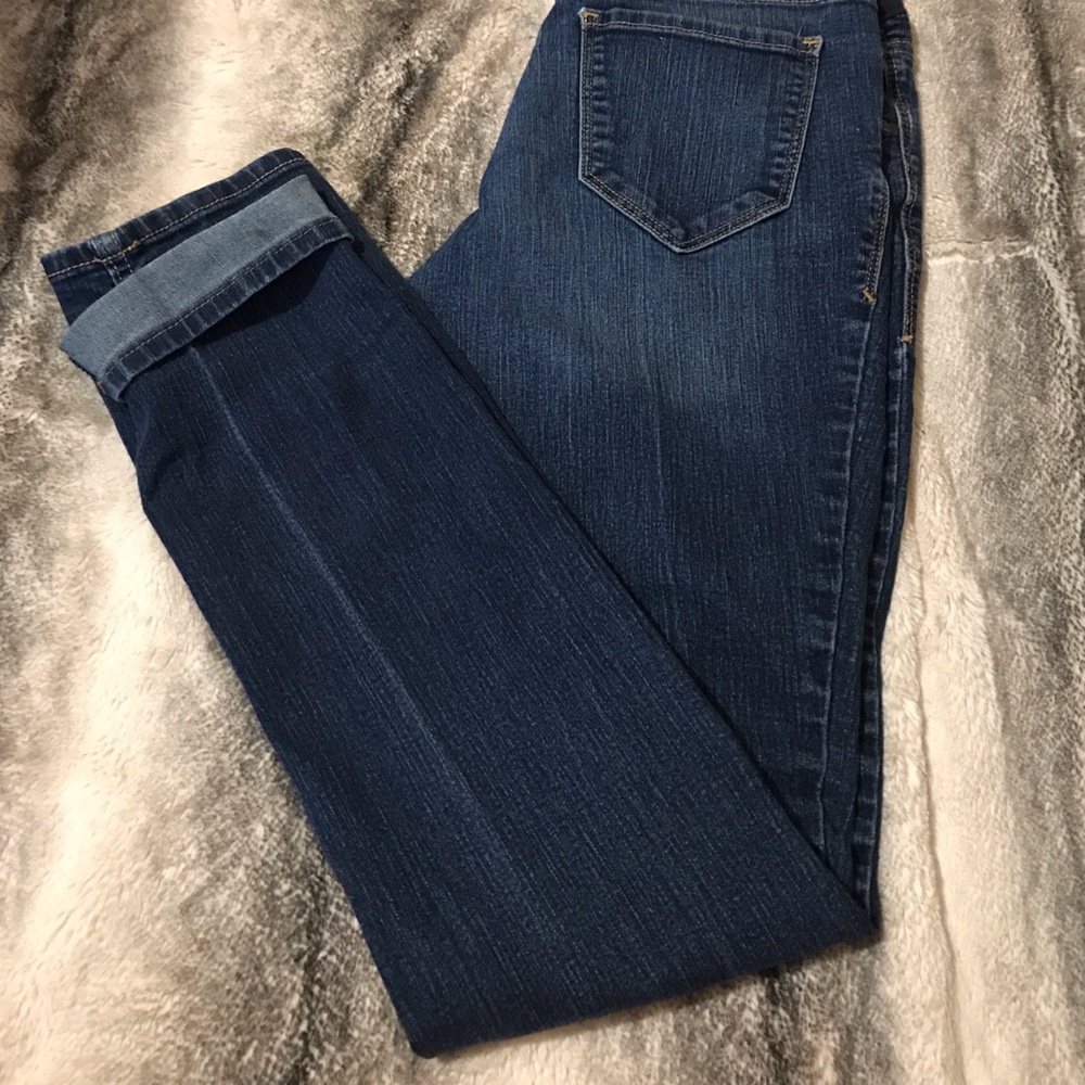 Old navy maternity jeans